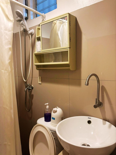 Bathroom 4, City Stay Inns Slex, Makati City