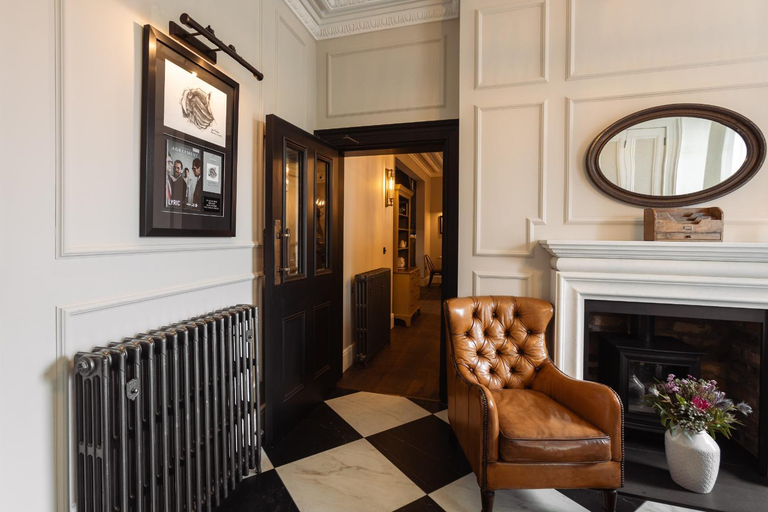 Public Area 5, Regency House, Belfast