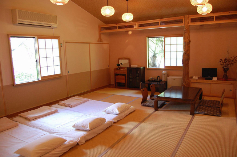 Bedroom 2, Amami Resort Hotel Bashayamamura, Amami