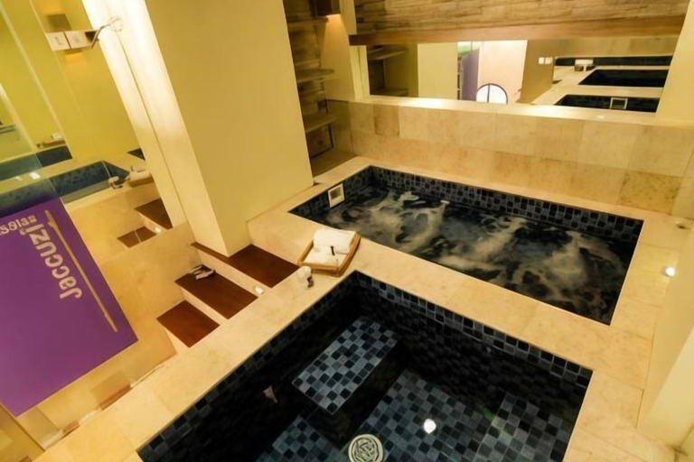Bathroom 5, Ijen Suites Resort & Convention Malang, Malang