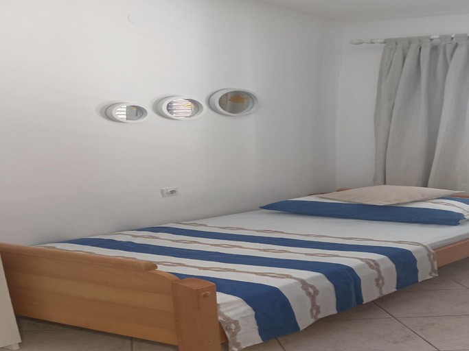 Bedroom 2, Nice apartment in Zadarska županija w/ , Starigrad