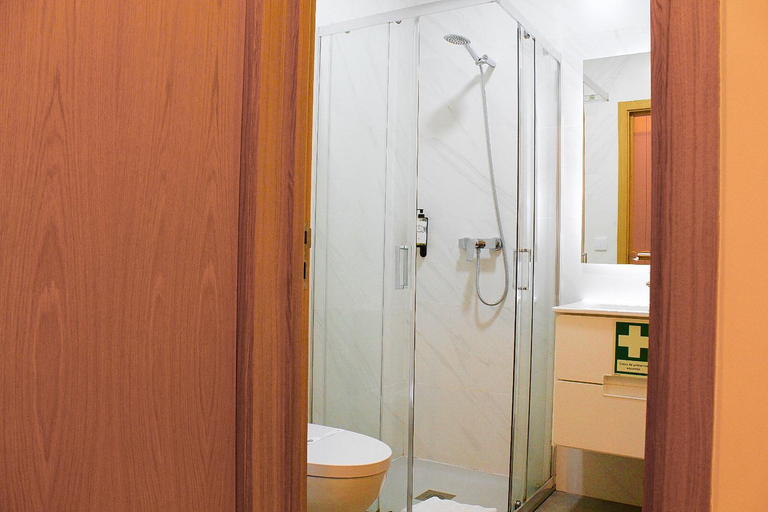 Bathroom 2, Apartamentos Avenida Premium, Vila Real