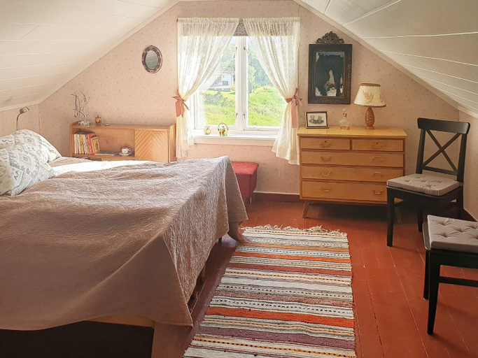 Bedroom 2, Seaside Charm in Hamaroy-By Traum, Hamarøy
