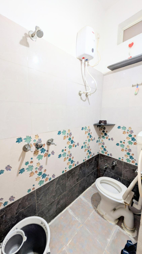 Bathroom 3, Krishnaalay Guest House, Ujjain
