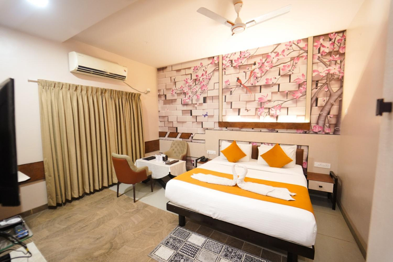 Bedroom 3, Hotel Pooja Garden, Nanded, Nanded