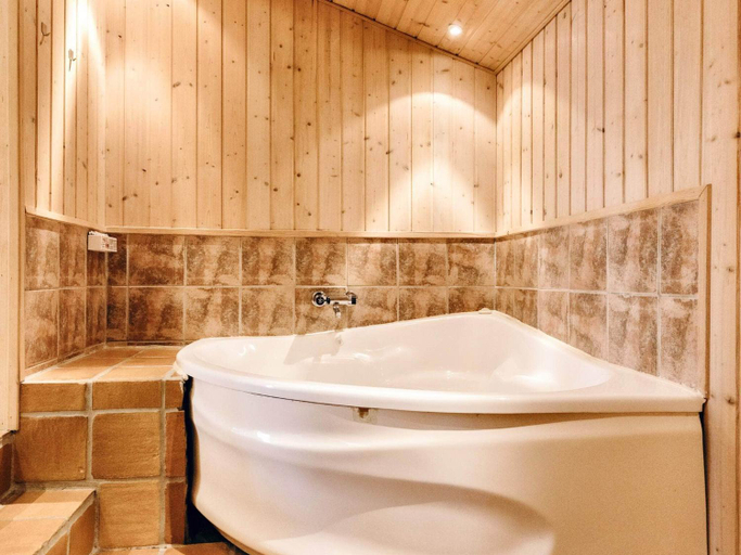 Bathroom 4, person holiday home in Hadsund, Mariagerfjord