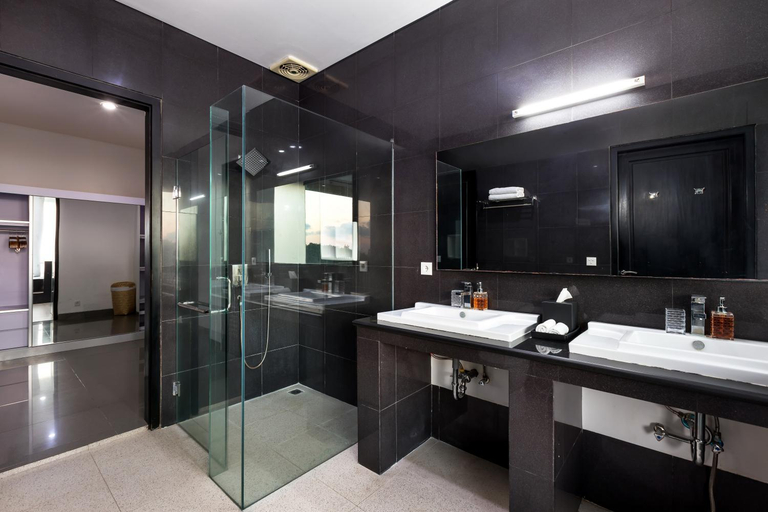 Bathroom 3, Villa Ocean's Height, Badung
