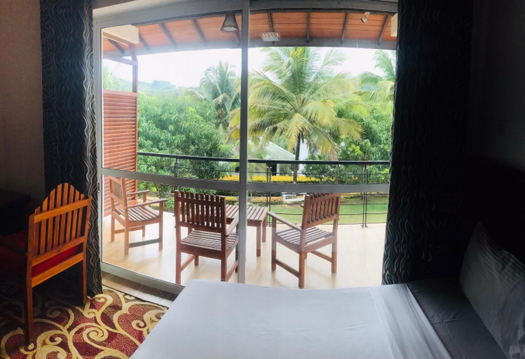 Others 5, Saru Blue Sapphire Hotel, Godakawela