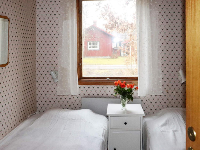 Bedroom 2, person holiday home in Heberg, Falkenberg