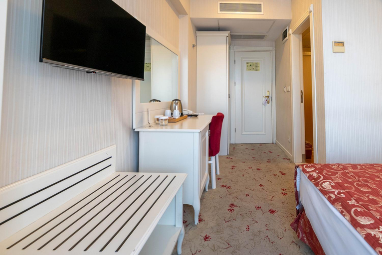 Bedroom 3, The And Hotel - Special Category, Fatih