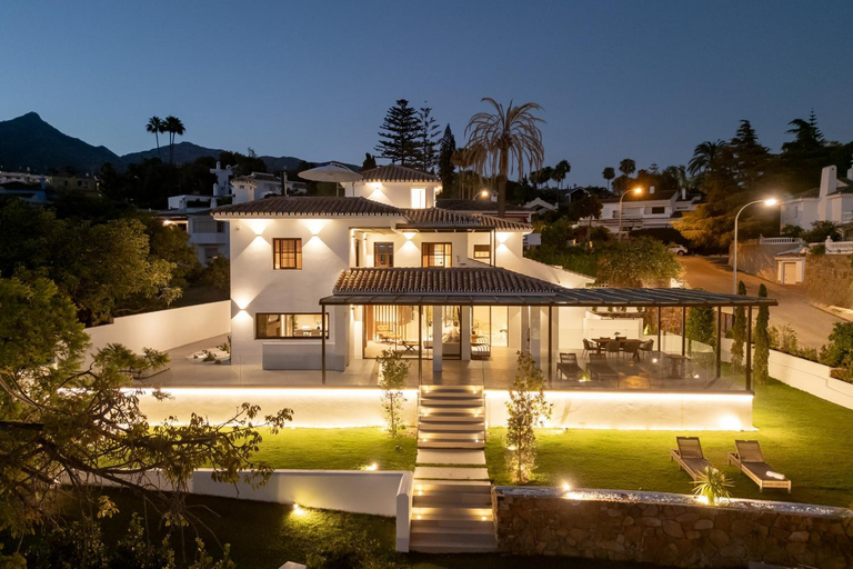 5, All About Santa Ana Villa, Málaga