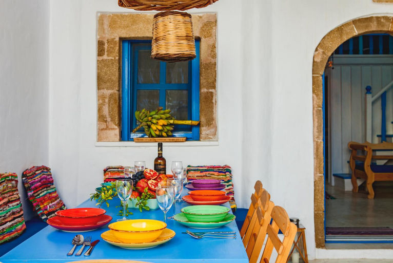 Others 4, Villa Kefi, South Aegean