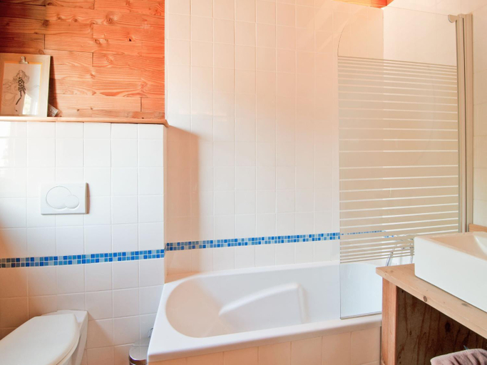 Bathroom 3, Villa in Freyneux with Garden, Luxembourg