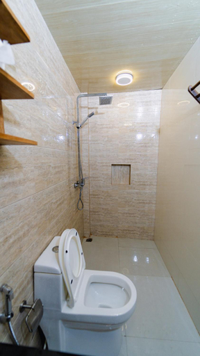 Bathroom 5, The Turtle Hive Maldives Velaavani Dhiffushi, Kaafu Atoll