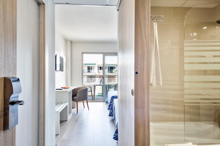 Bathroom 5, Hotel Best Los Angeles, Tarragona