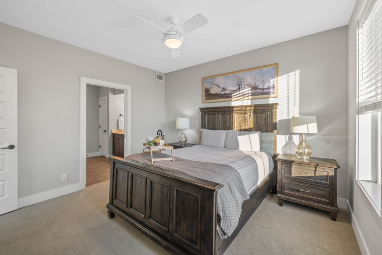 Interior 2, Pulse - Minutes to Broadway - Sleeps 6, Davidson
