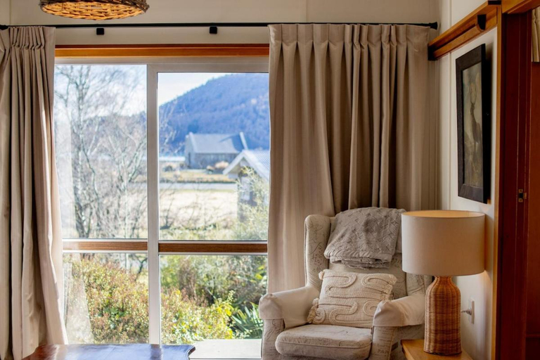Others 4, Bush House - Lake Tekapo, Mackenzie