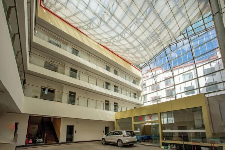 Exterior & Views 2, Yutong Holiday Hotel, Dêqên Tibetan