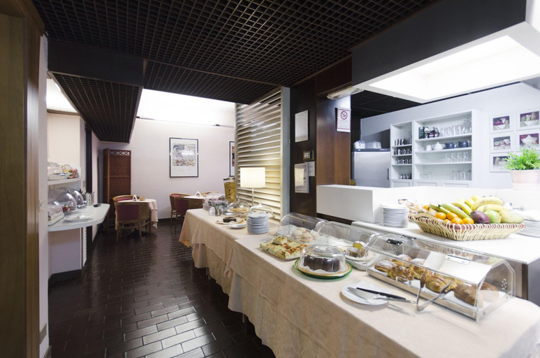 Food & Drinks 5, Hotel Molise 2, Milano