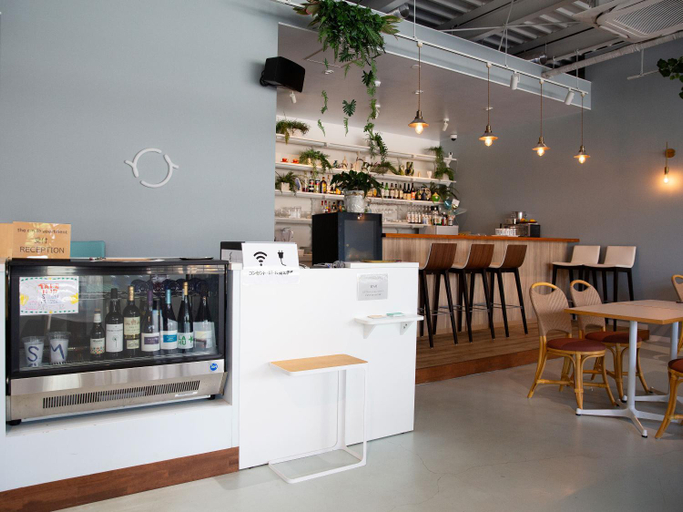 Food & Drinks 4, the circle apartment, Shima