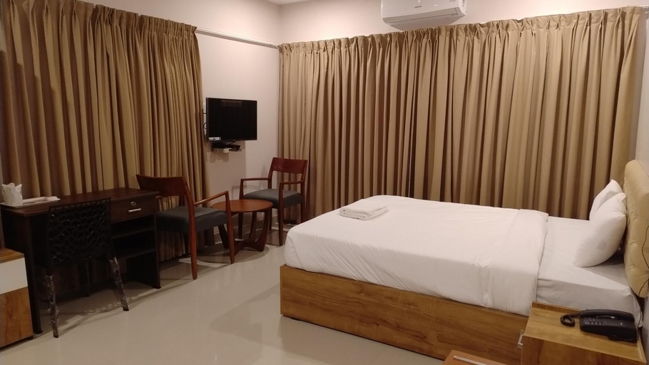 Bedroom 3, GATEWAY AIRPORT HOTEL, Kannur
