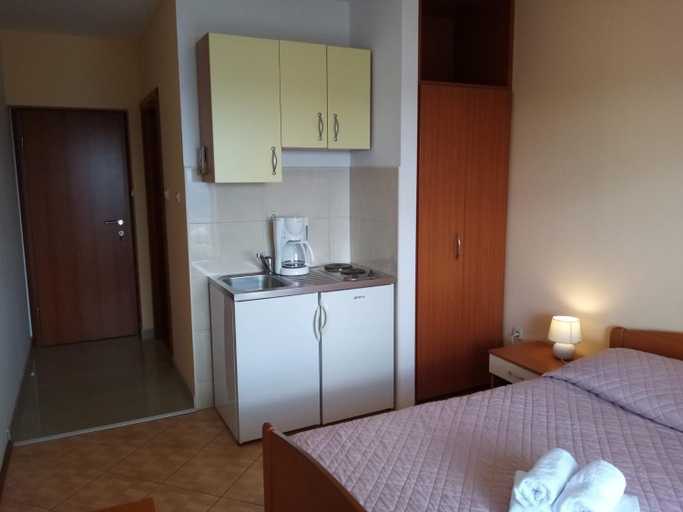 Bedroom 2, Apartments Sekulic, Brela