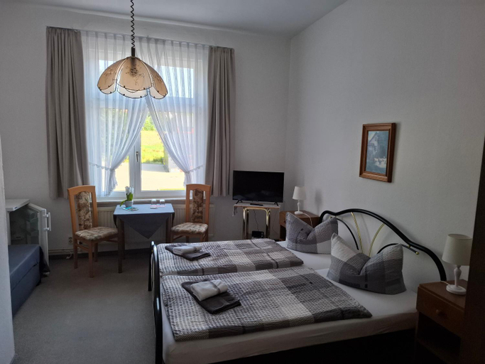 Bedroom 2, Pension Bodetal, Harz