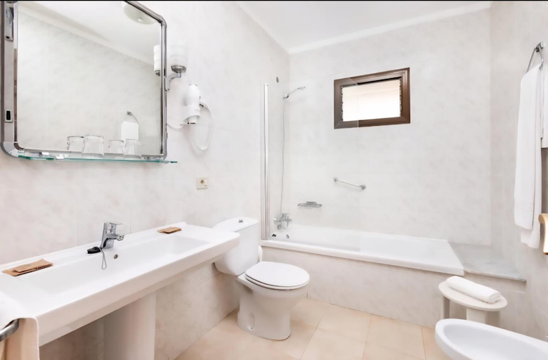 Bathroom 4, Don Manolito, Santa Cruz de Tenerife