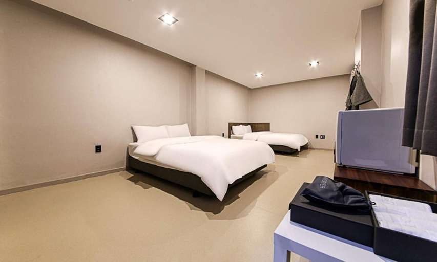 Bedroom 2, Kyungsung Yeokwan, Chuncheon
