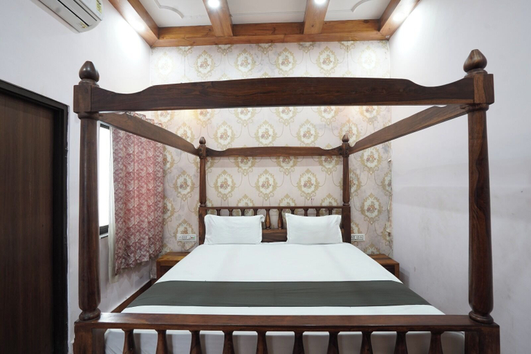 Room 2, Nimbal Elegant Home, Jaipur