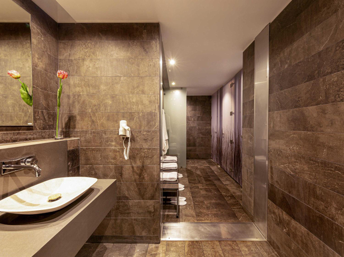 Bathroom 4, Vina Del Mar, Valparaíso