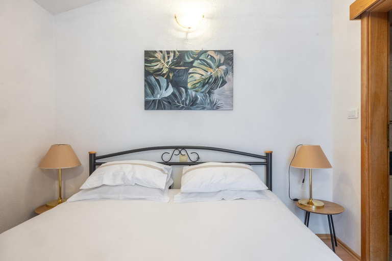 Facilities 5, Apartments Julijana, Makarska