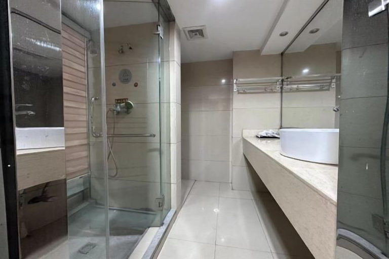 Bathroom 3, Kuaile Holiday Hotel, Lianyungang