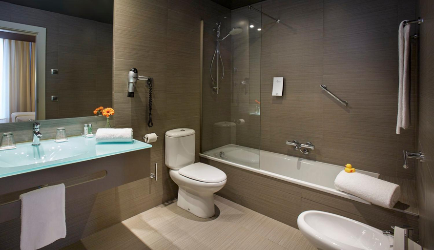 Bathroom 3, Sercotel Boulevard Vitoria, Ascend Hotel Collection, Álava