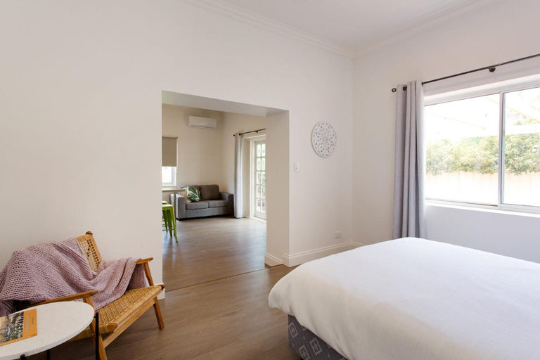 Bedroom 5, Koala at White Gum Lodge, Fremantle