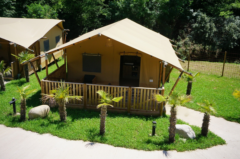 Exterior & Views 2, Glamping Can Bora Lodges, Girona
