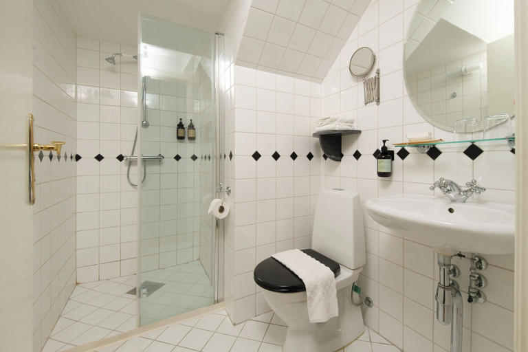 Bathroom 5, Köpmans - Boutique Hotel, Höganäs