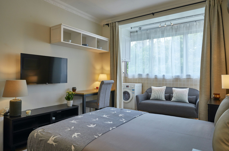 Living area 4, Innocondo Extended Stay Jing'an Yanping Road, Shanghai