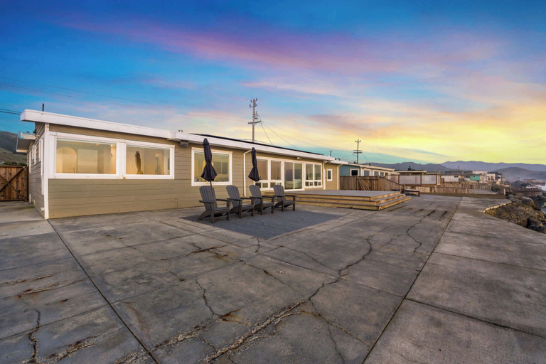 Terrace/patio 5, @marbella Lane-oceanfront Retreat w/ Stunning View, San Mateo