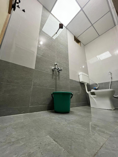 Bathroom 4, Hotel Raghunath Residency Niwas, Ahmadnagar