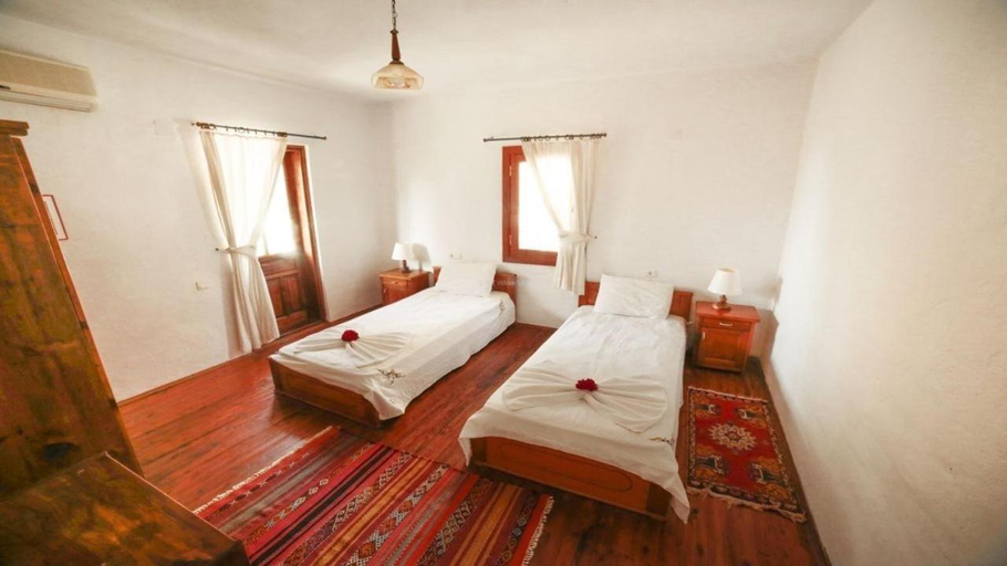 Bedroom 2, Kleo Cottages, Kaş