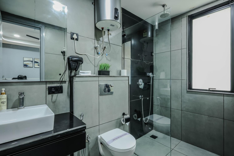 Others 5, BedChambers Luxury Apartment Near Golf course Road, Gurgaon