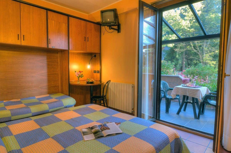 Bedroom 3, LH Hotel il Picchio, L'Aquila