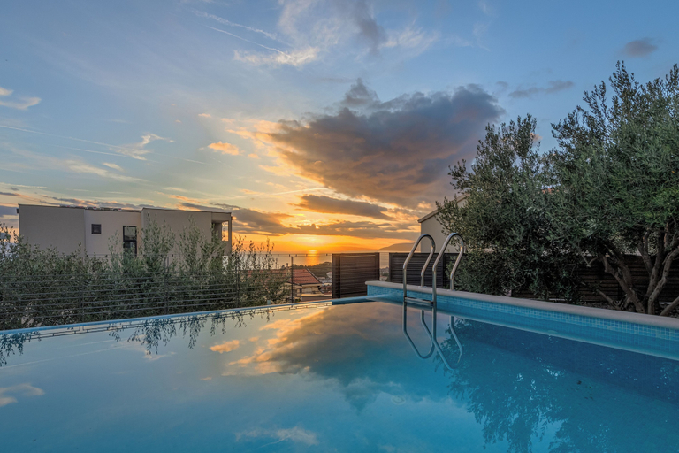 Pool 4, Villa Spectra, Makarska