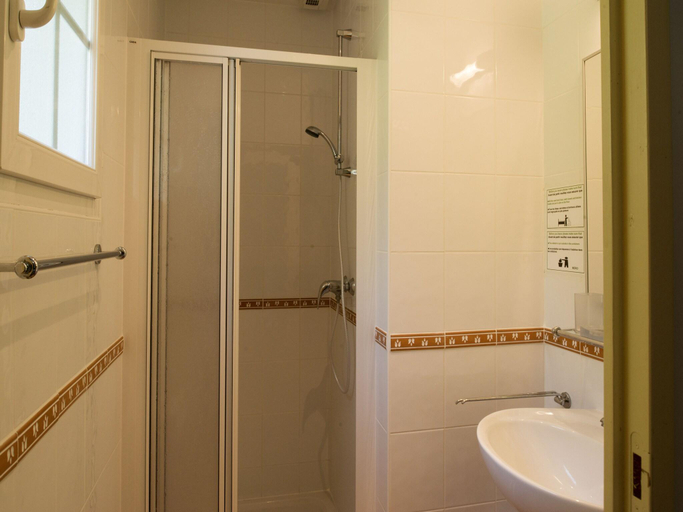 Bathroom 3, Luxury Villa in France with Pool, Deux-Sèvres