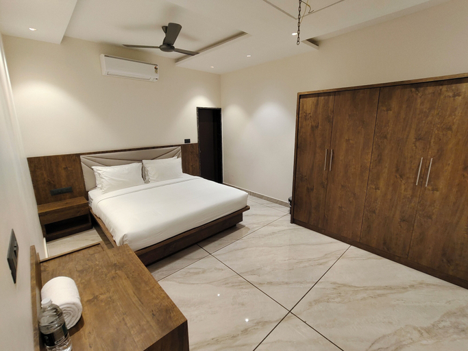 Room 2, Royal Garden Beach Resort, Dakshina Kannada