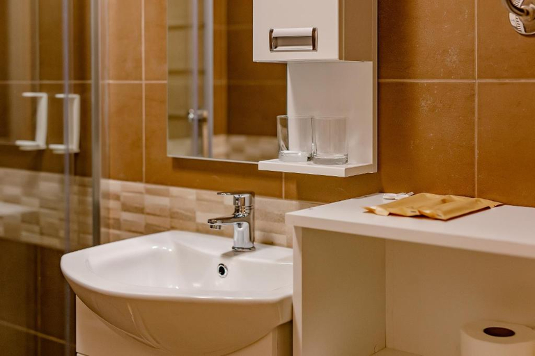 Bathroom 4, Air Star Hotel, Belgrade