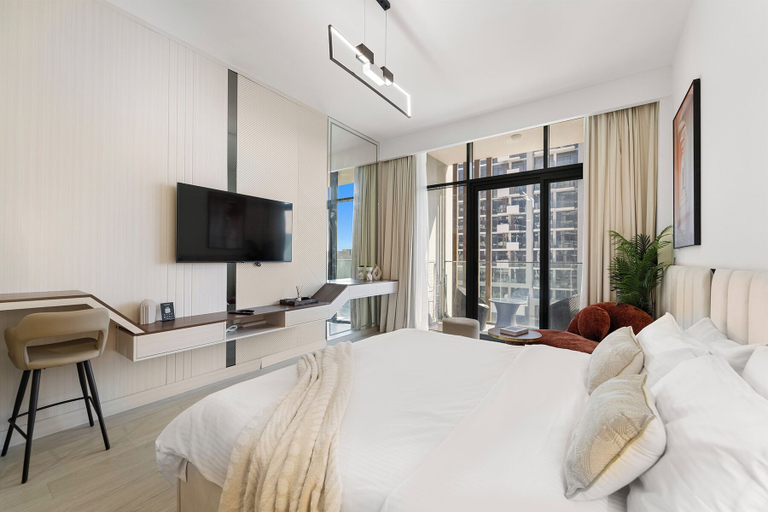 Room 4, Stylish Studio with Garden Views, Dubai