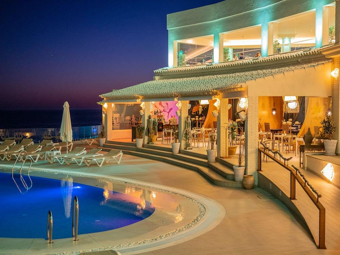 Sport & Beauty 2, ON Hotels Oceanfront Adults Designed, Huelva