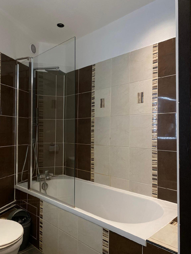Bathroom 3, Luxor Bastille Hotel, Paris